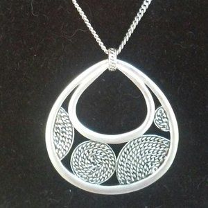 Kenneth Cole Reaction Silver Necklace